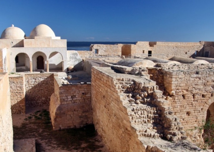 poza Petreceți o vacanță exotică în Insula Djerba
