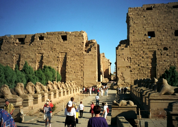 poza Orașul Luxor - unul dintre cele mai mari muzee în aer liber