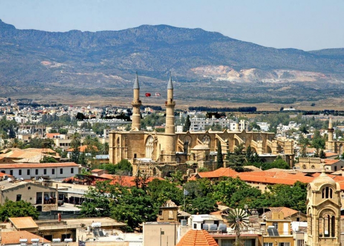 poza Sejur în Nicosia - un oraș al contrastelor