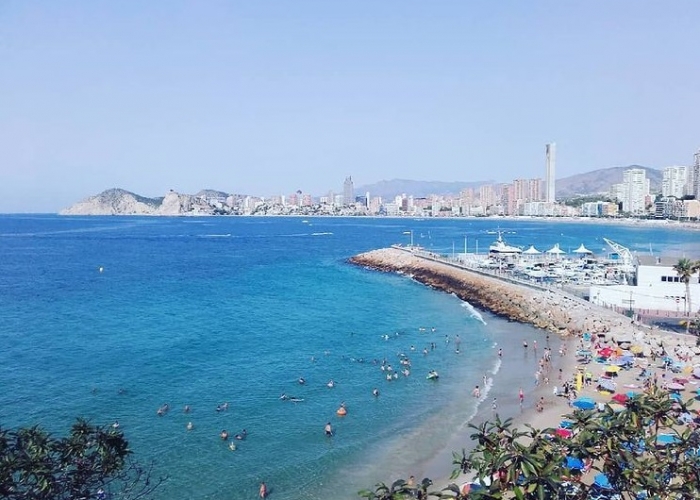 poza Bulcurați-vă de o vacanță animată în Benidorm