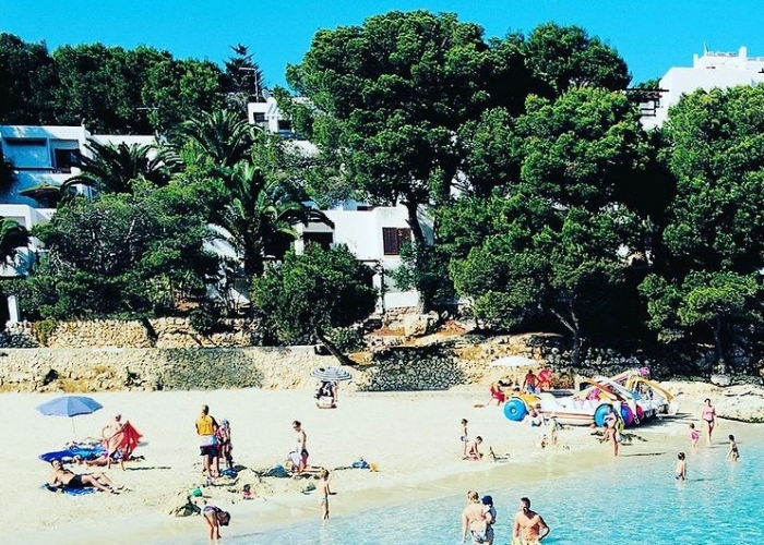 poza Sejur în Cala d´Or , una dintre cele mai fermecătoare stațiuni din Insula  Mallorca