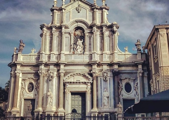 poza Sejur în Catania: Descoperiți o multitudine de atracții turistice