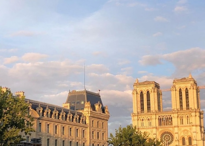 poza Paris: Bucurați-vă de un sejur în unul dintre cele mai romantice orașe din lume 