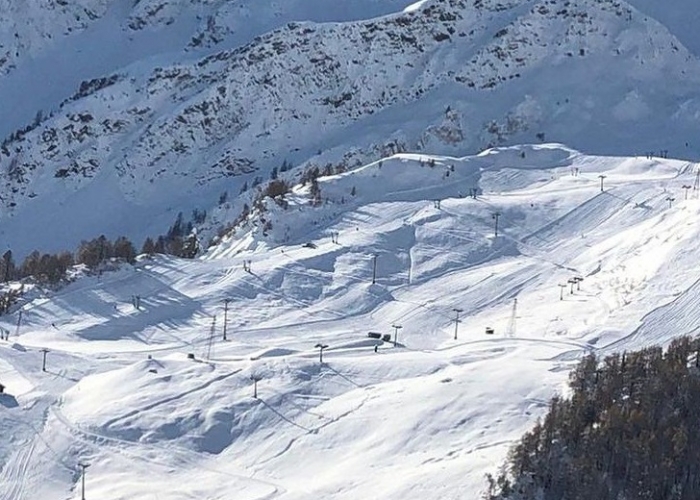 poza Sejur în Courmayeur, cea mai bună stațiune de ski a Italiei