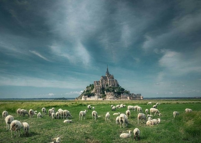 poza Sejur Franța, o țară încărcată de atracții turistice