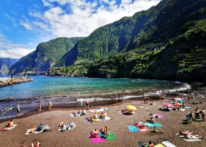 poza Optați pentru un sejur însorit în Madeira