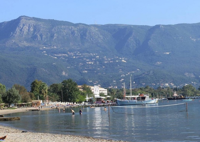 poza Bucurați-vă de o vacanță în stațiunea cochetă Dassia