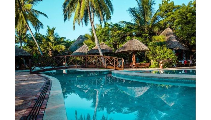 Uroa Bay Beach Resort poza 15