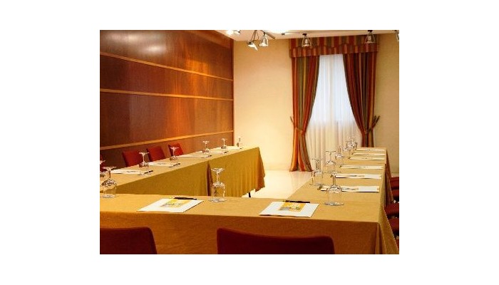 Hotel Sercotel Tres Luces poza 8