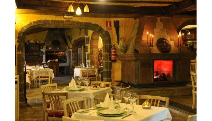 Hotel El Nogal poza 1