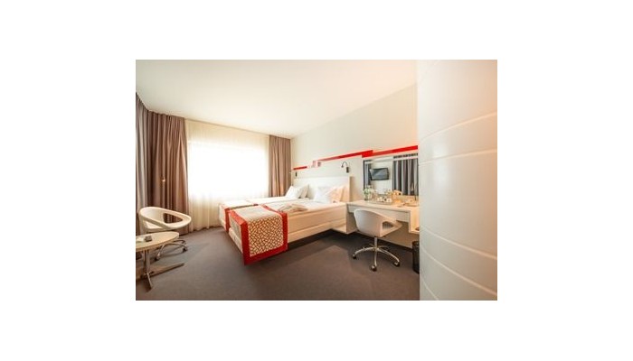 Hotel Holiday Inn poza 9