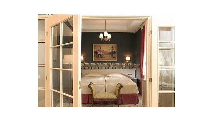 Hotel Ramada Htl & Suites poza 6