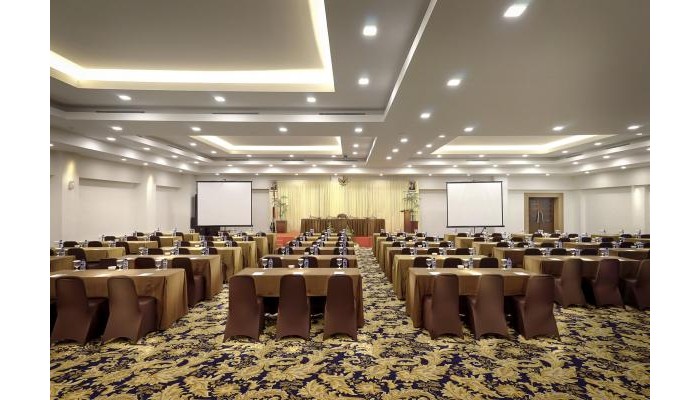 Cavinton Hotel poza 7