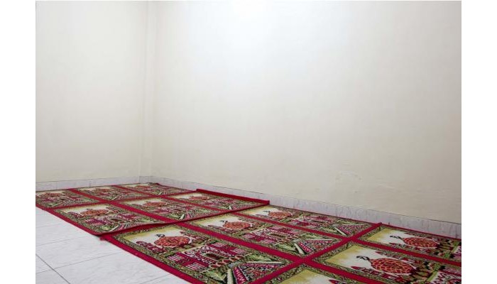 Hotel Reddoorz Near Stadion Mandala Krida poza 6