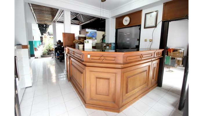 Hotel Reddoorz Plus Near Alun Alun Selatan poza 3